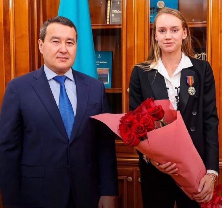 胜南安普敦 胜南安普敦